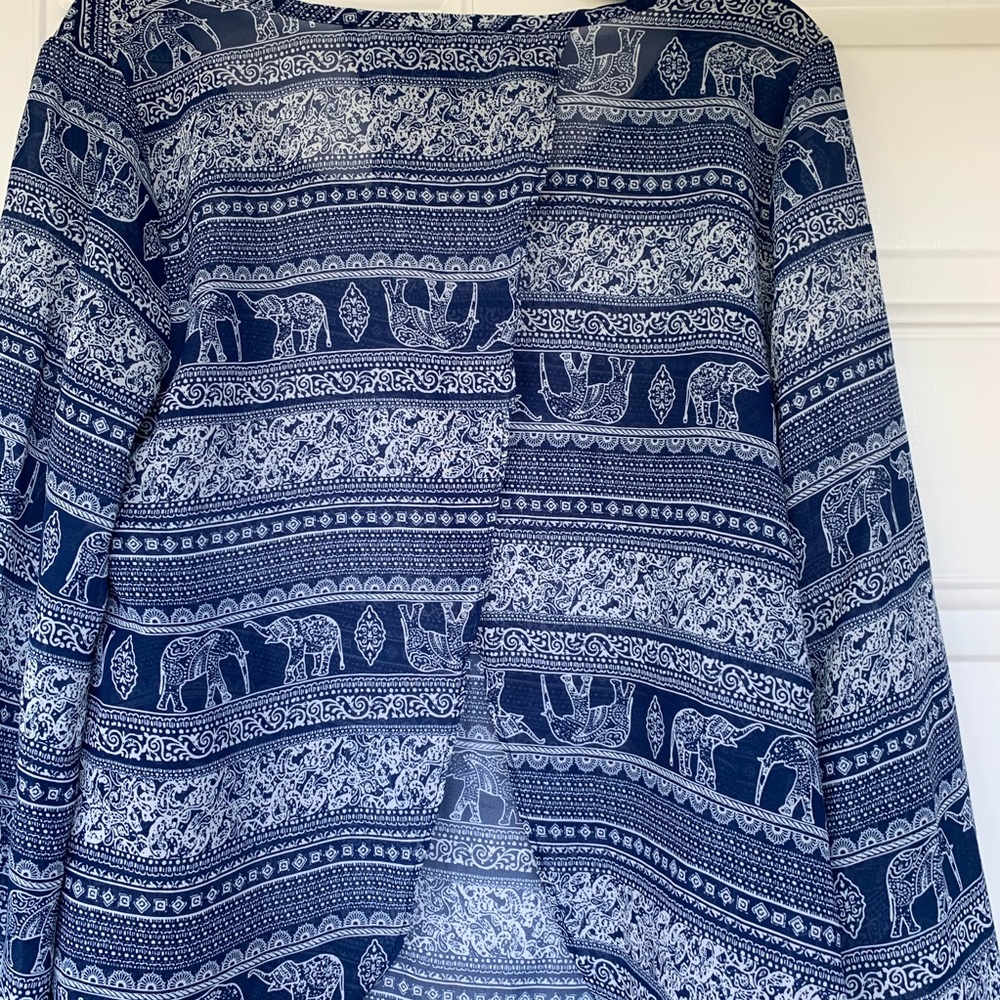 Rue 21 Split Back Lace Cuff Elephant Top-size S🐘 - Picture 5 of 8